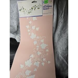 Delta Stencil Flowing Ivy Pre-Cut Decorative Home Art Decor 8" x 18"